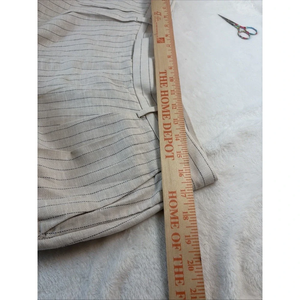 Banana Republic tailored silhouette
